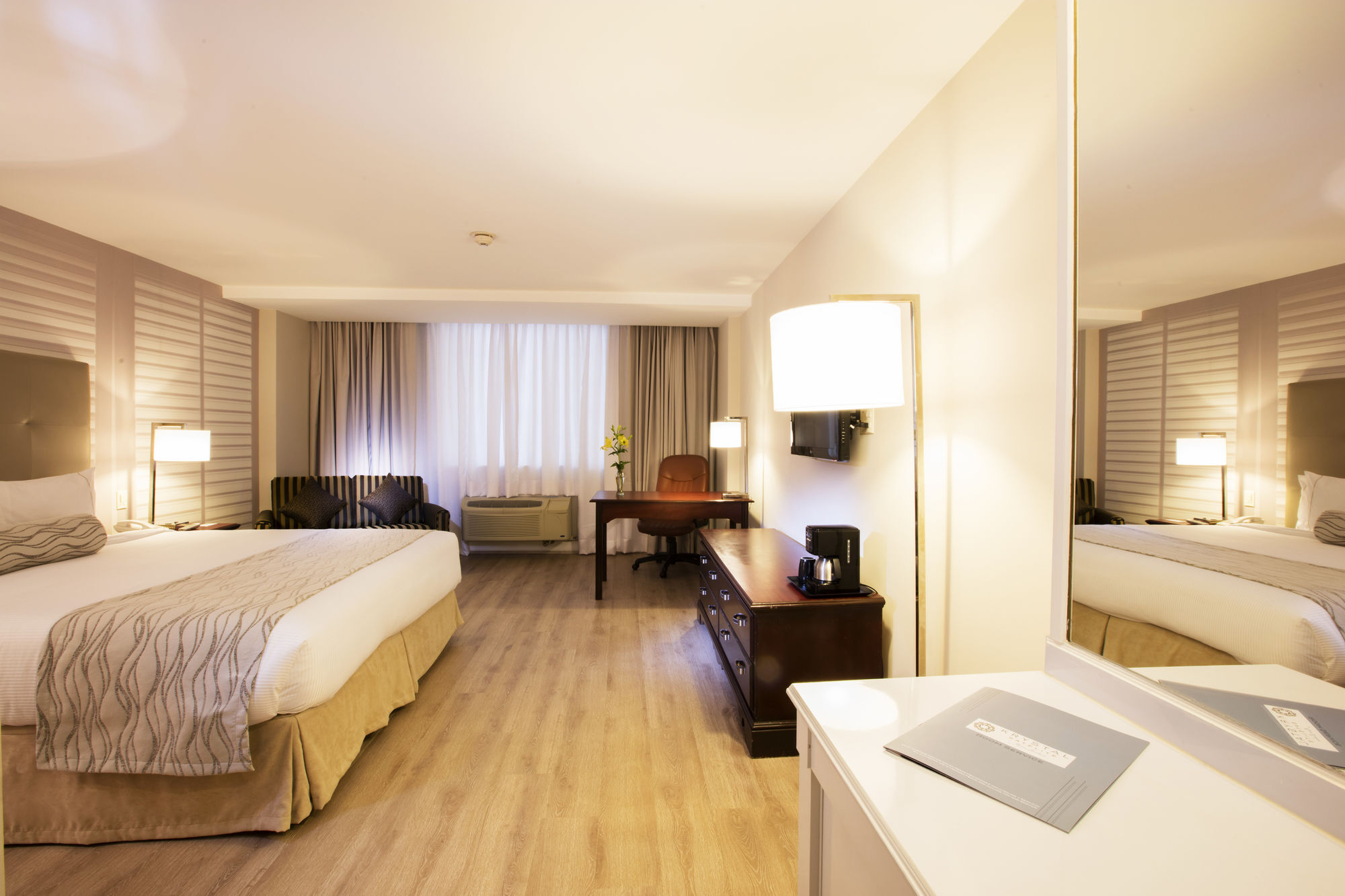 Krystal Satelite Maria Barbara Tlalnepantla (Morelos) Exterior foto A room at the hotel