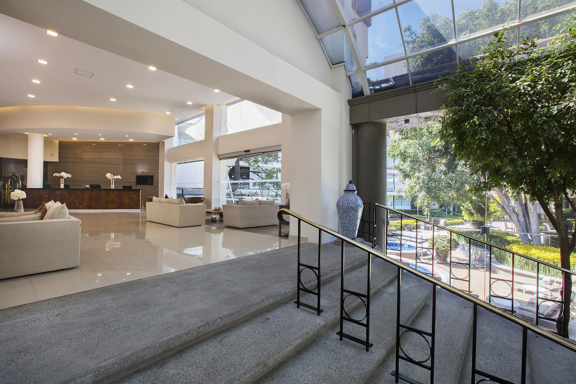 Krystal Satelite Maria Barbara Tlalnepantla (Morelos) Exterior foto Lobby